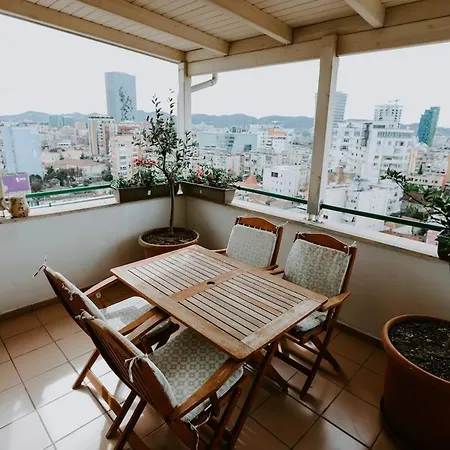 Bazaar's Eye Free Parking Spacious Tarrace Apartment Tirana